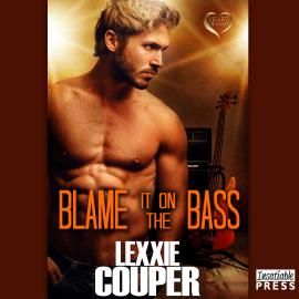 Hörbuch Blame it on the Bass - Heart of Fame, Book 6 (Unabridged)  - Autor Lexxie Couper   - gelesen von Scarlet Chase