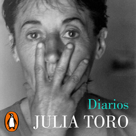 Audiolibro Diarios  - autor Julia Toro Donoso   - Lee Claudia Pannone